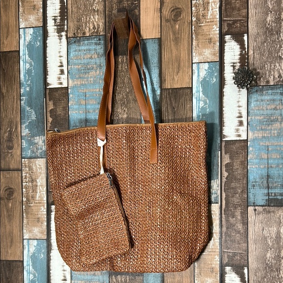 None Handbags - Brown Woven Tote Bag with Pouch